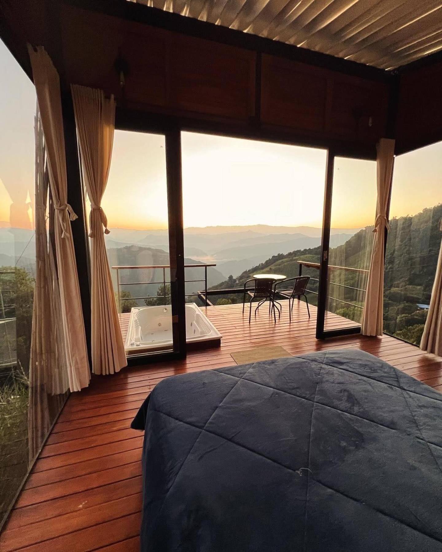 Glamping Quebradanegra, Utica Villeta Campsite *