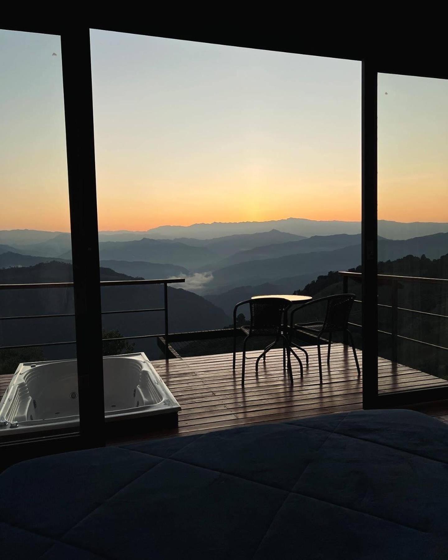 Glamping Quebradanegra, Utica Villeta * Quebradanegra
