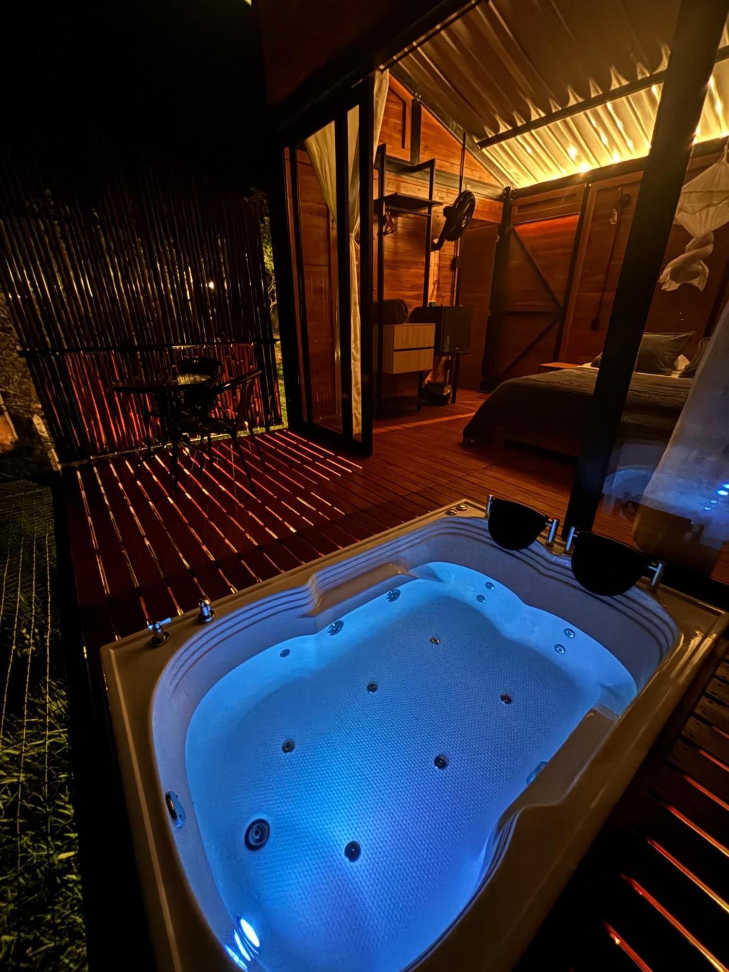 Glamping Quebradanegra, Utica Villeta Quebradanegra